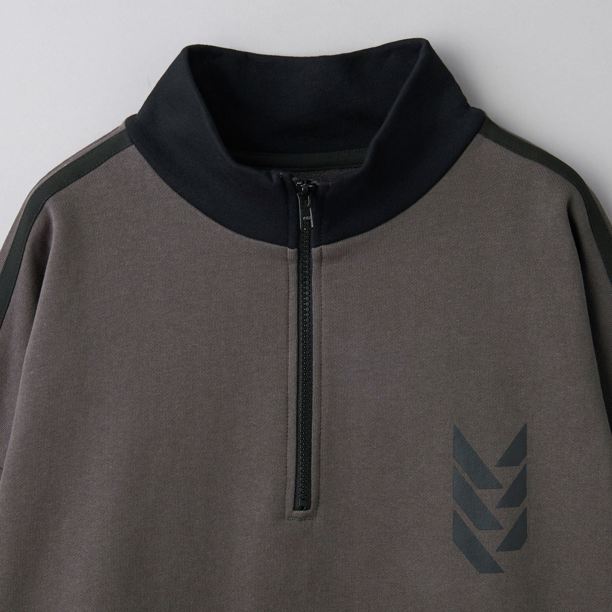 VALORANT ハーフジップスウェット (VLRNT×UA)ヴァイパー