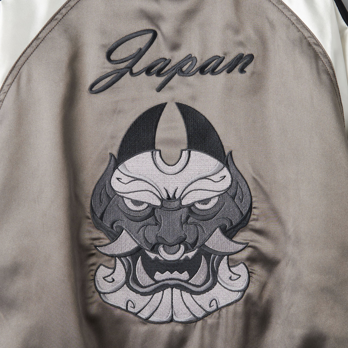 VALORANT ONI リバーシブルスカジャン (VLRNT×UA)