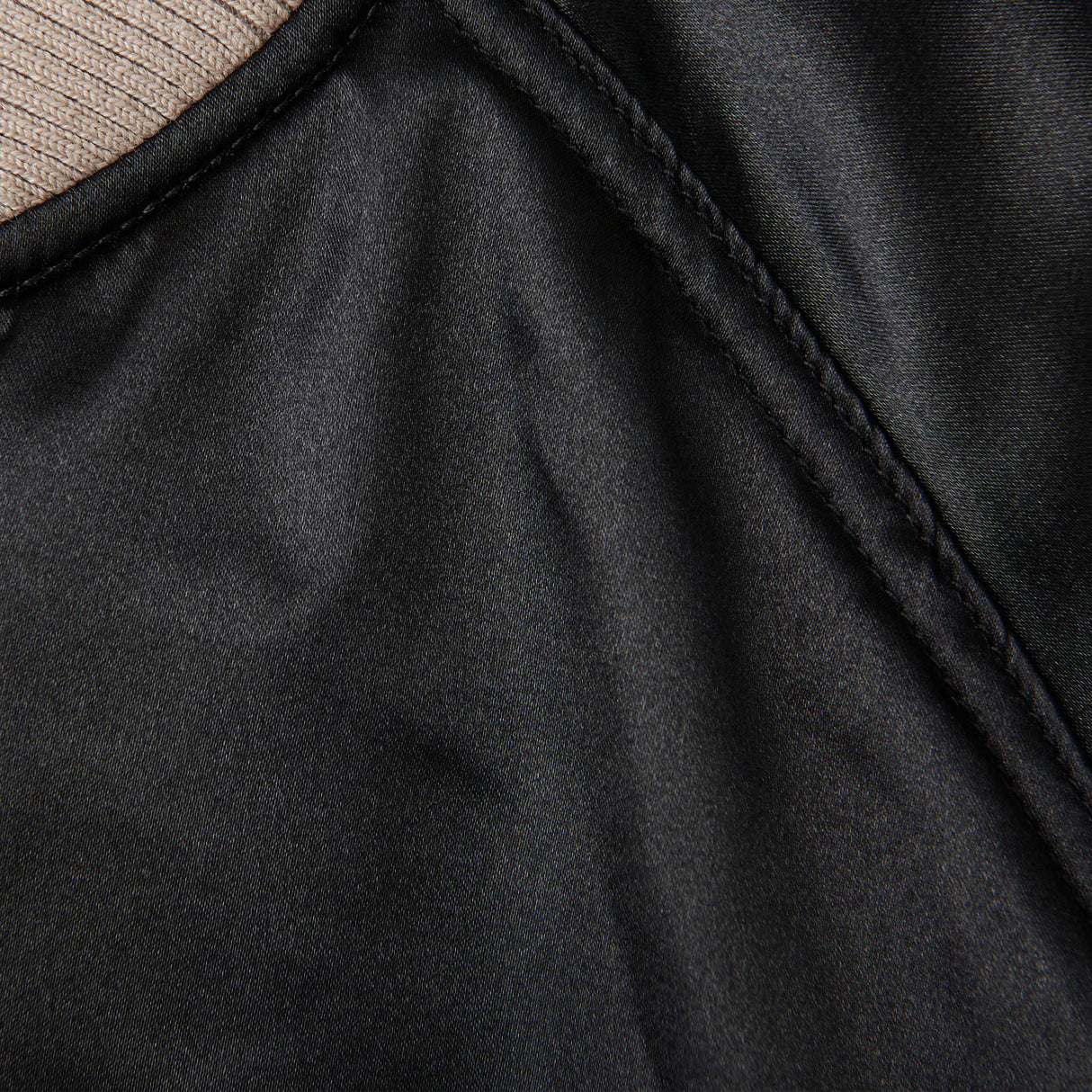 VALORANT ONI リバーシブルスカジャン (VLRNT×UA)