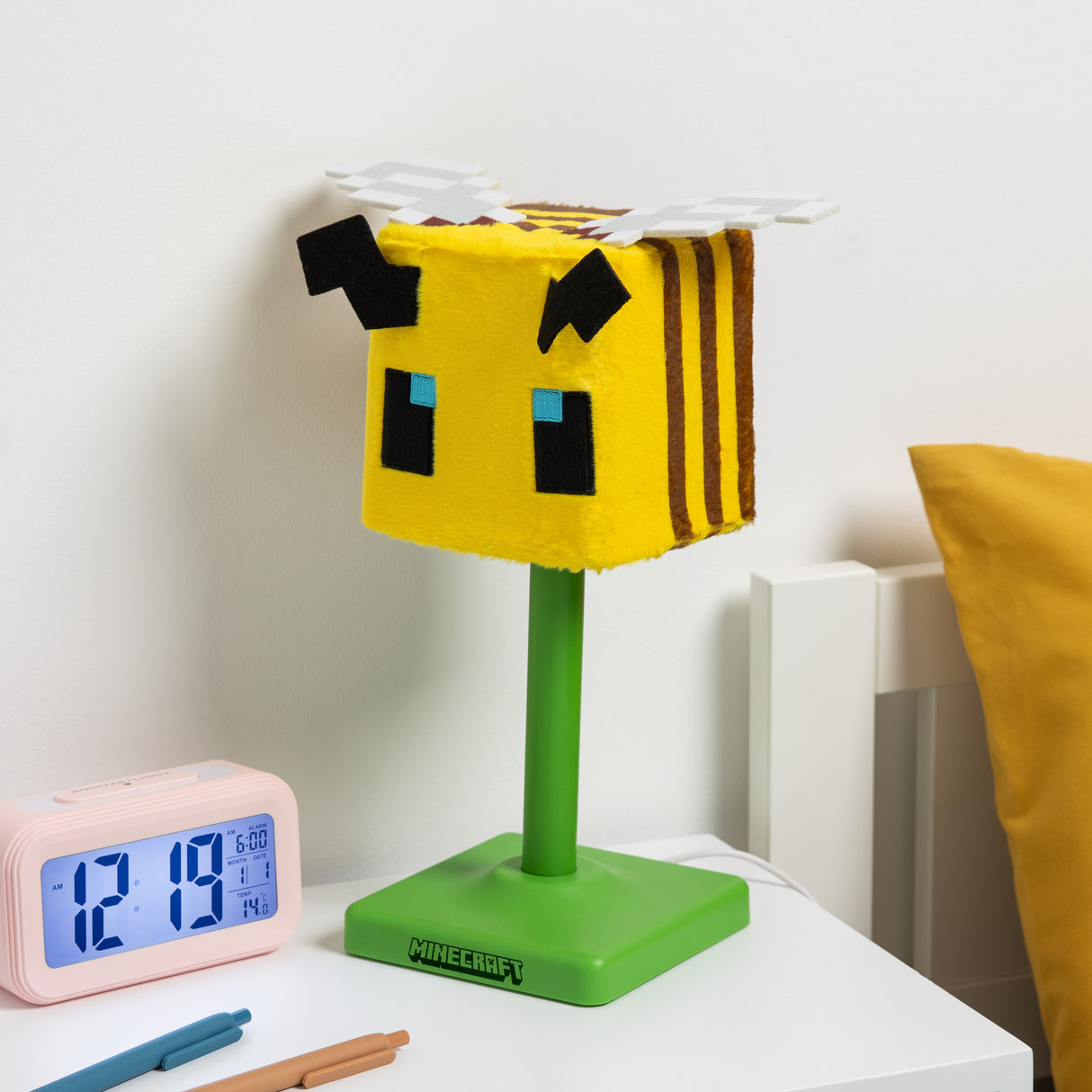 【予約商品】マインクラフト ふわふわスタンドライト(ハチ)