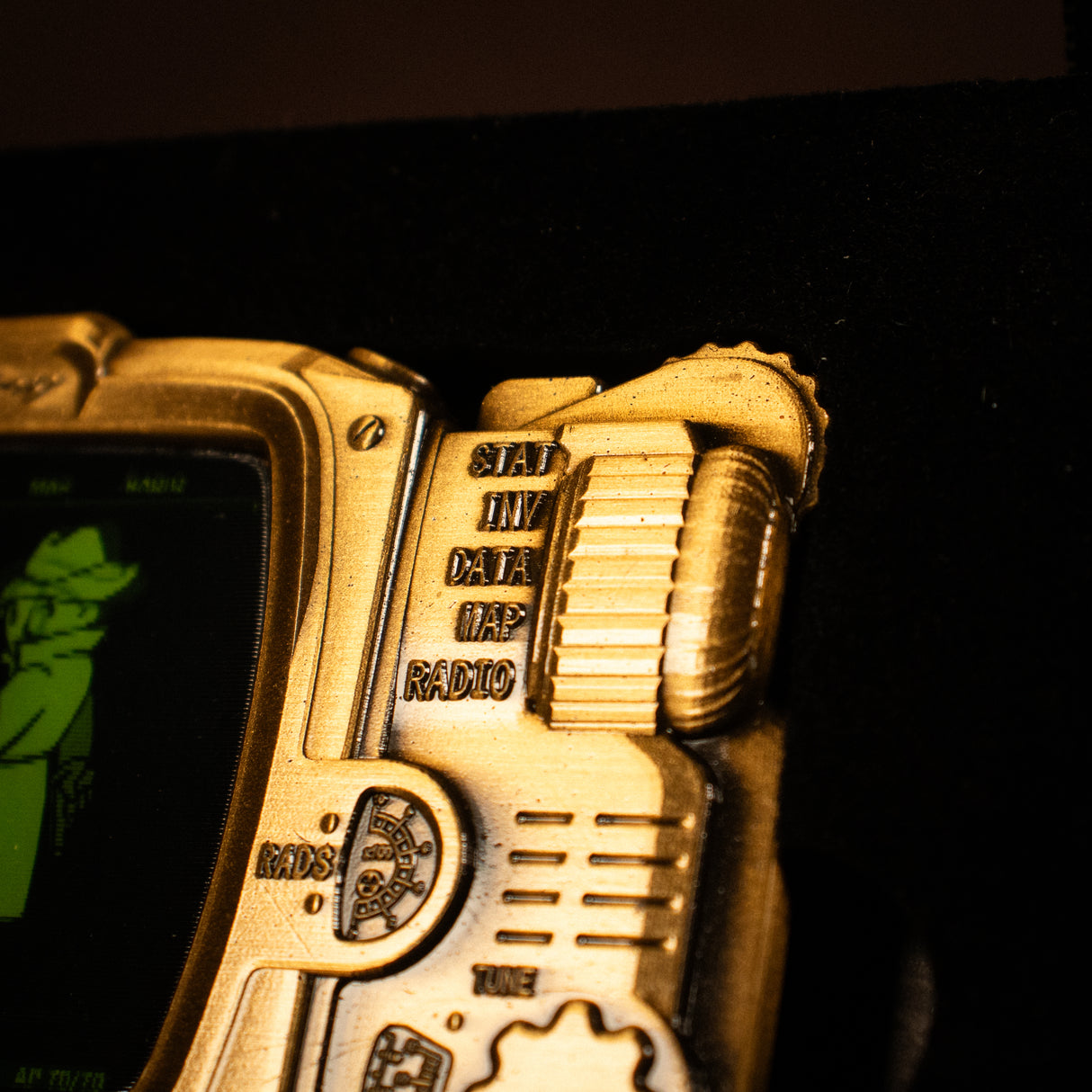 【予約商品】Fallout Pip-Boy レンチキュラー インゴット ミステリアス・ストレンジャー(シリアルナンバー入り)