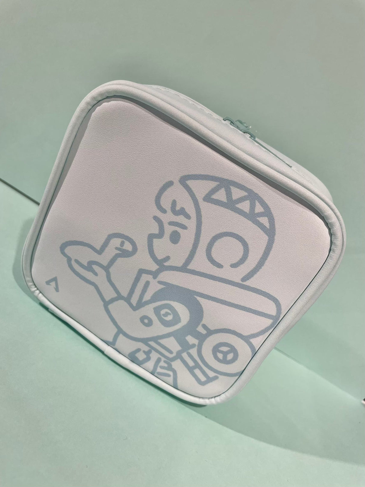 Apex Legends デフォルメスクエアポーチ