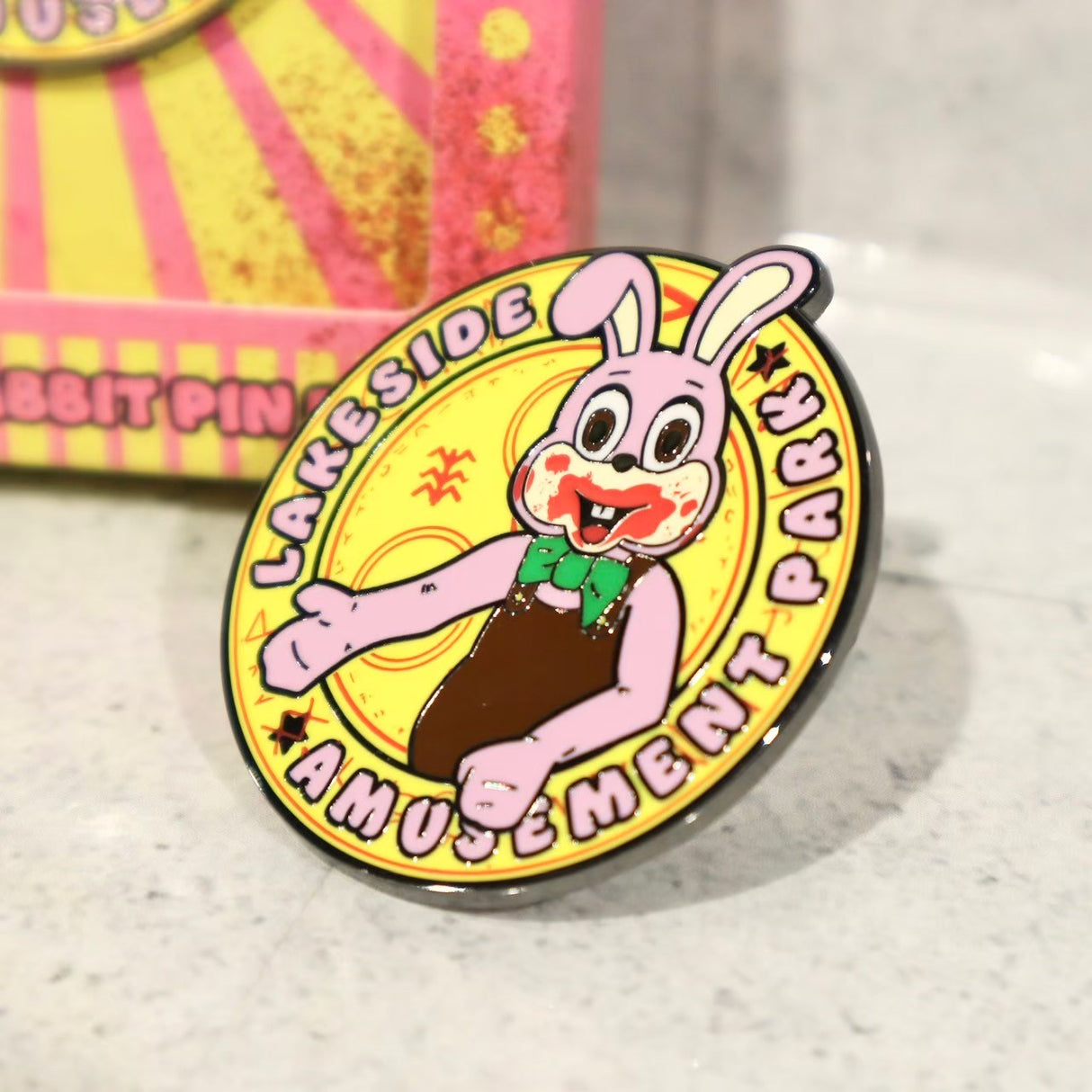 SILENT HILL ロビー・ザ・ラビット ピンバッジ(シリアルナンバー入り)