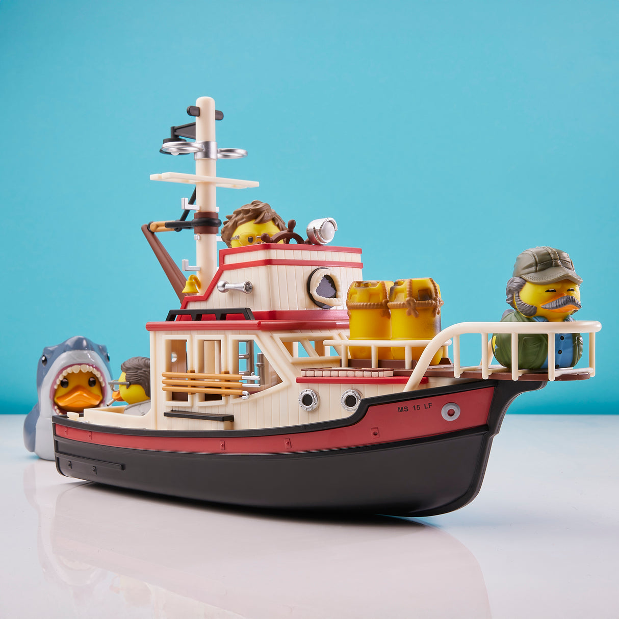 TUBBZ コスプレダック ジオラマセット ジョーズ (オルカ号)