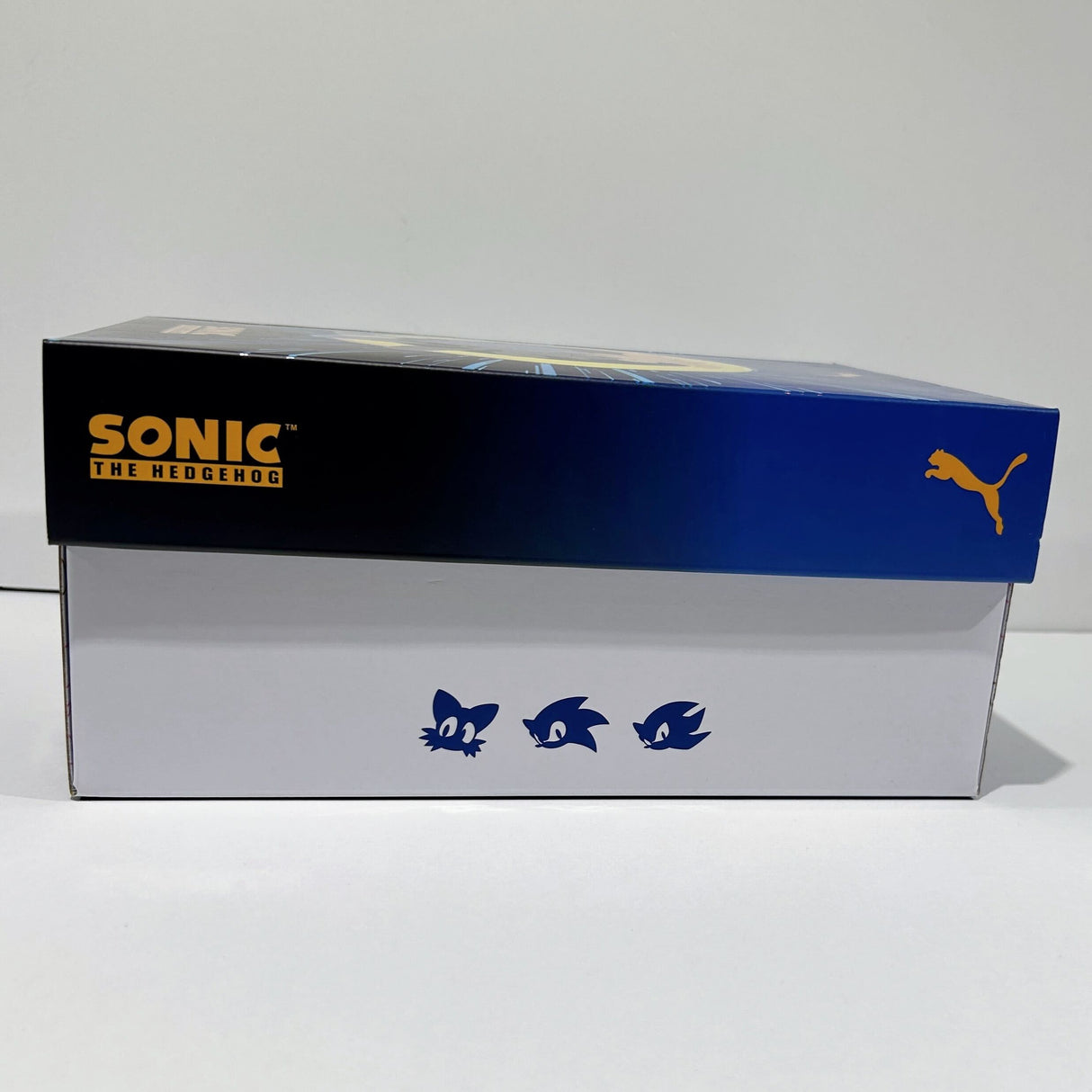 PUMA × SONIC インへイル スニーカー ソニック