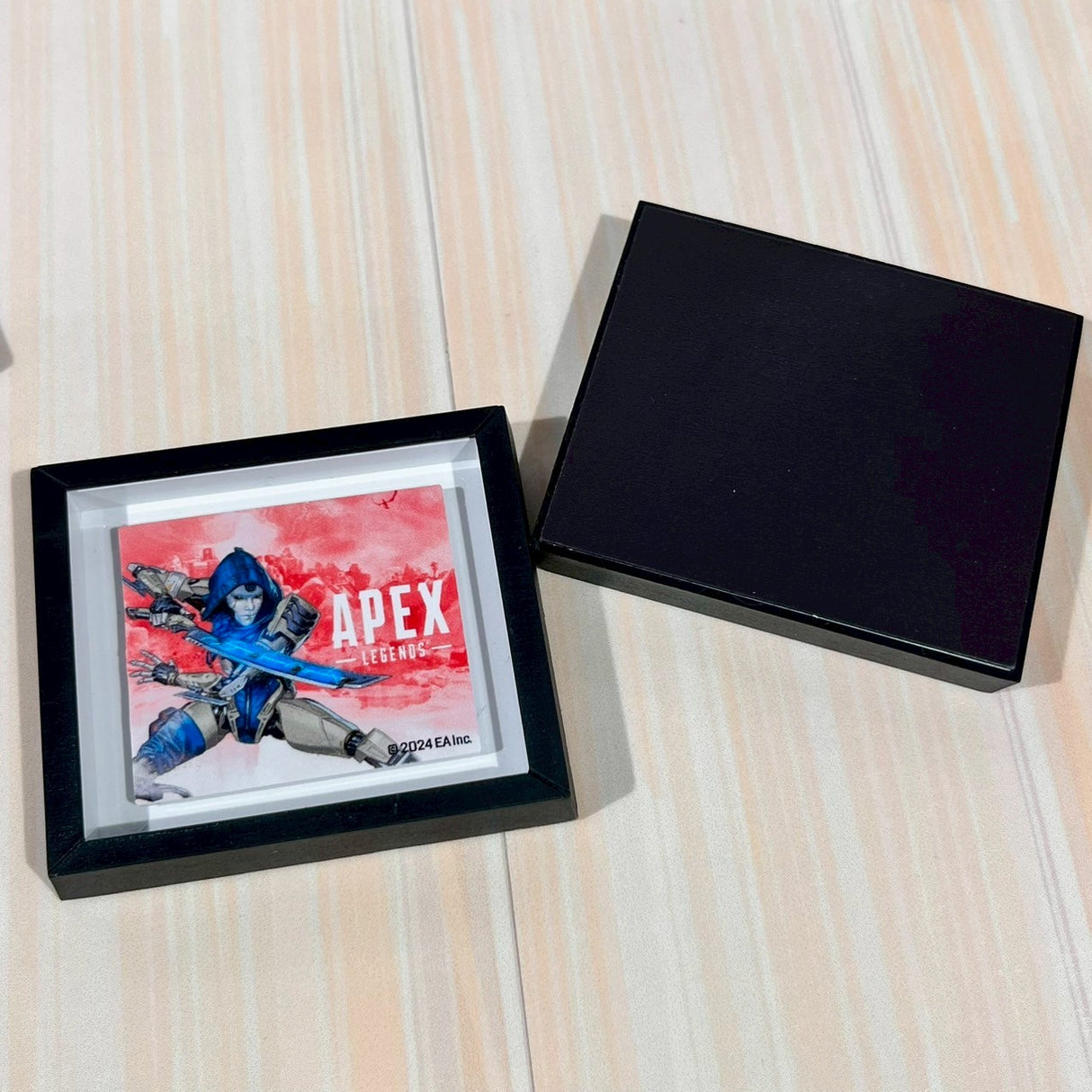 Apex Legends トレーディングフレーム シーズンアート B（マグネット付き）