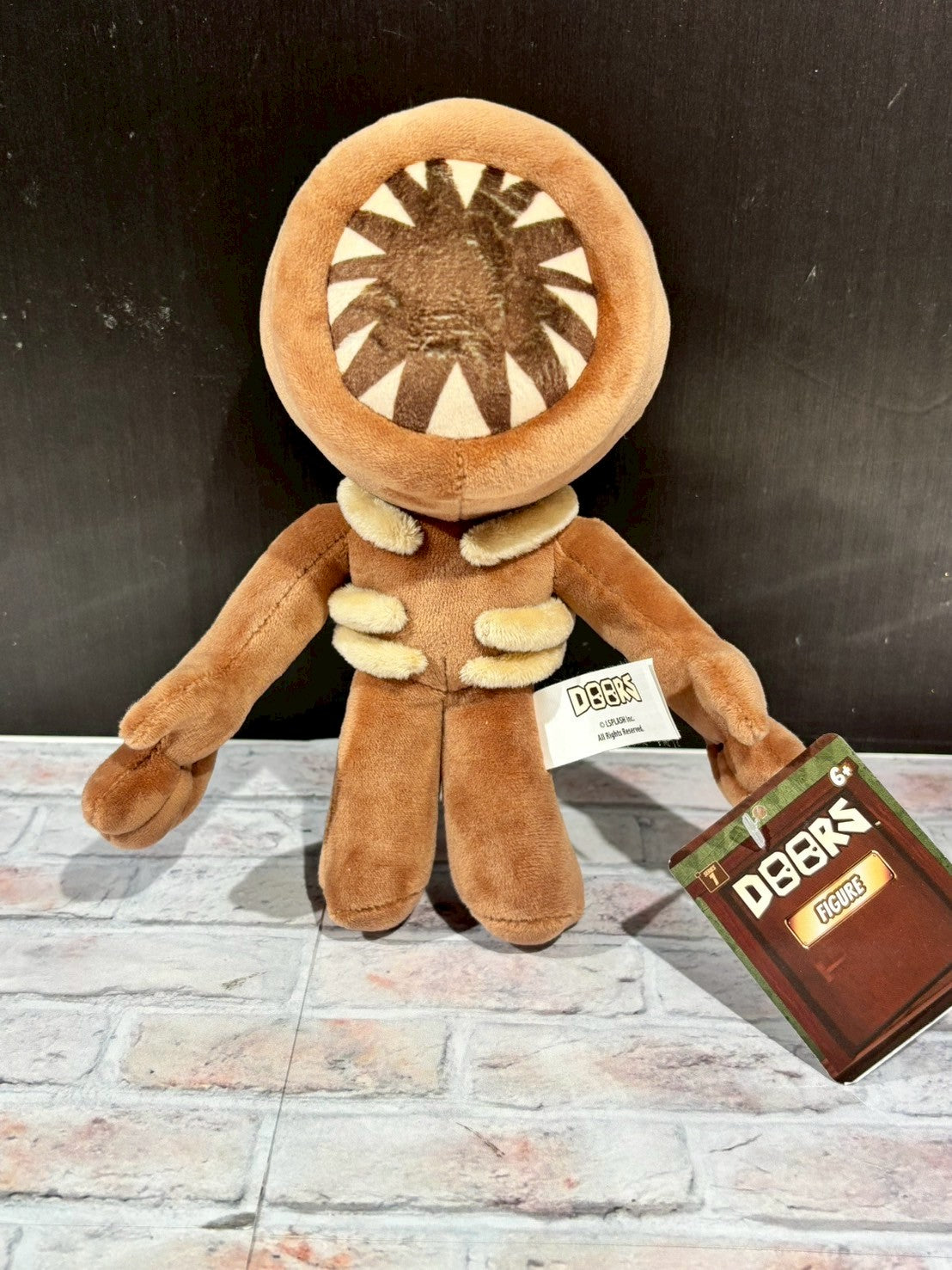 DOORS ぬいぐるみ（The Figure）