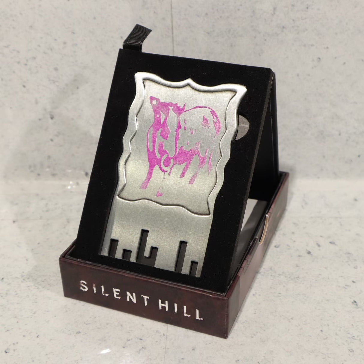SILENT HILL 《紫牡牛》 の 鍵 レプリカ（シリアルナンバー入り）